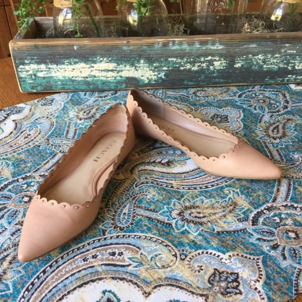 Coach Jill Leather Flats Nude Scalloped Studded Pointed Toe 6